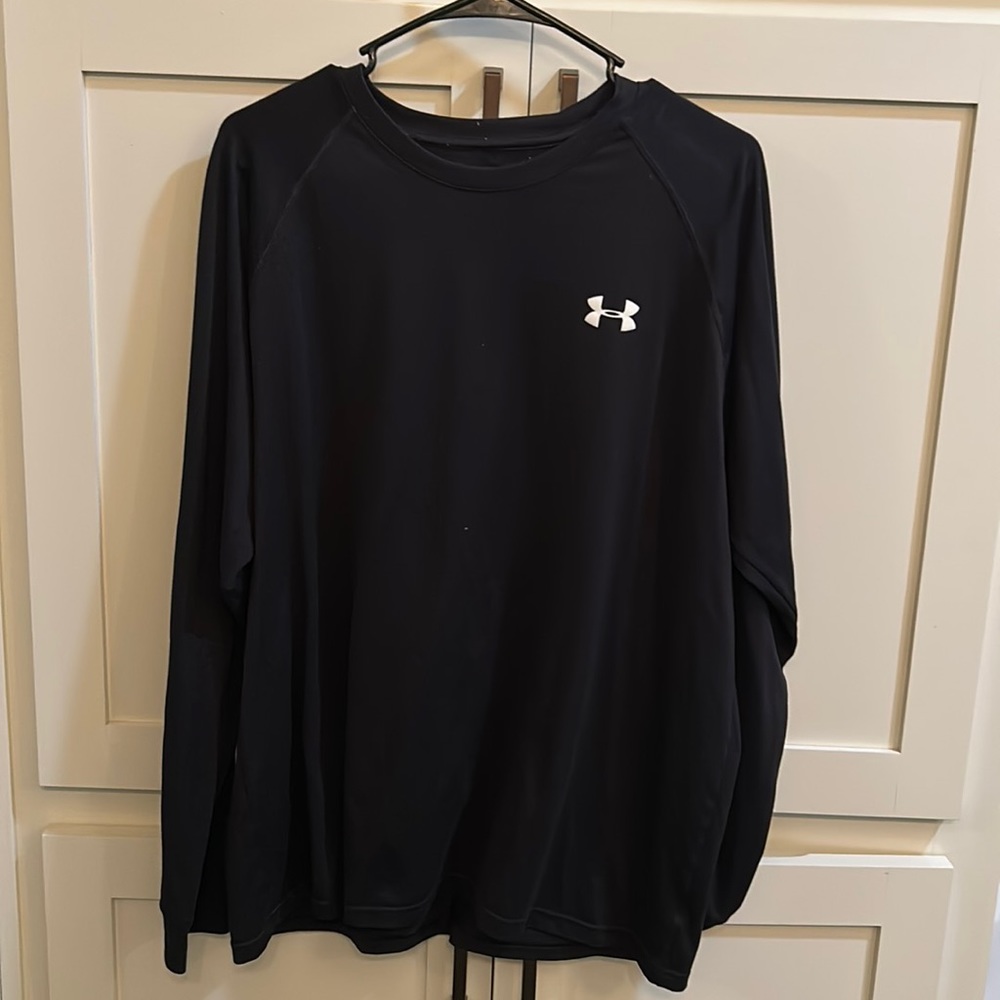 Men’s heat gear black under armor long sleeve